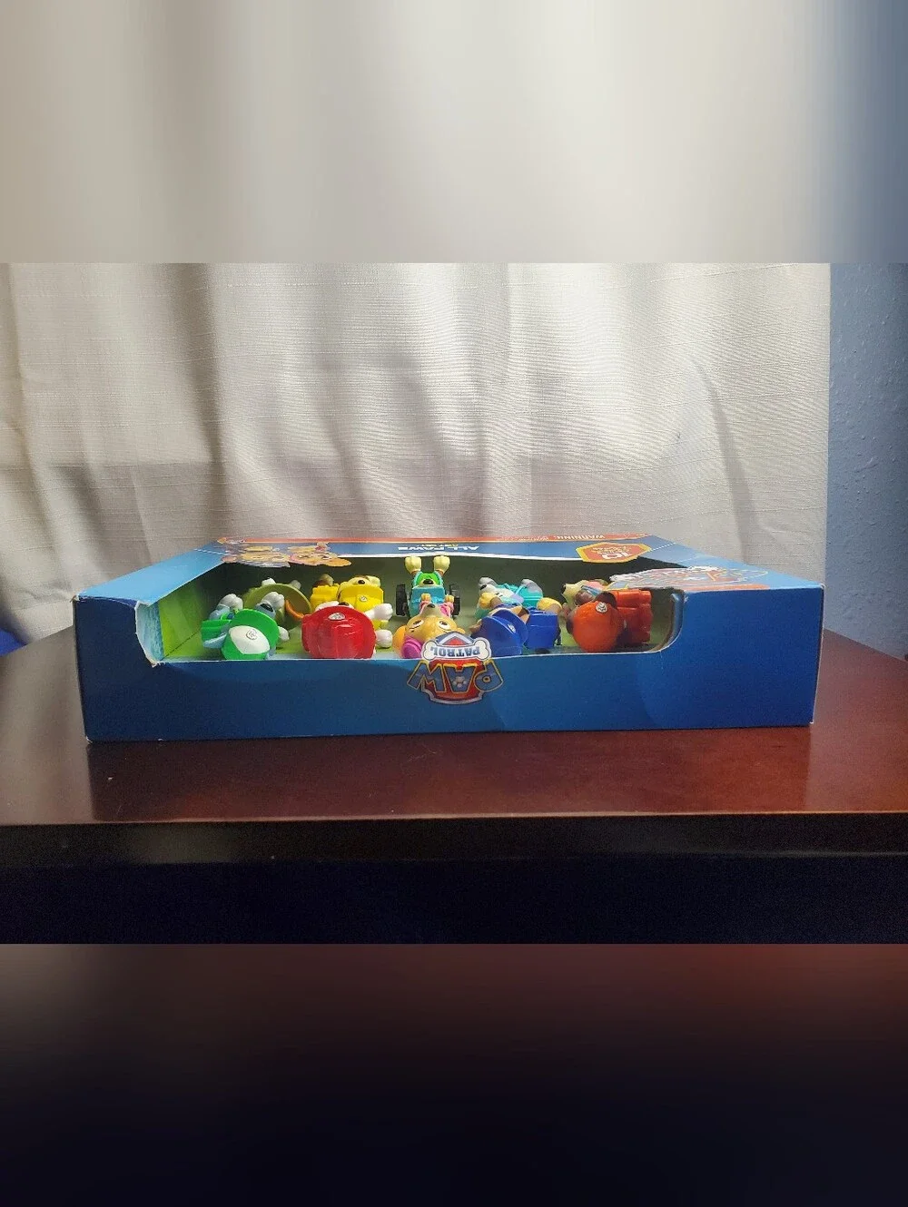 Paw Patrol All Paws Gift Set 10 Collectible Figures Chase Marshall Skye Liberty